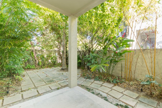 3072_bird_ave_1_MLS_2067662_HID970964_ROOMbackyard