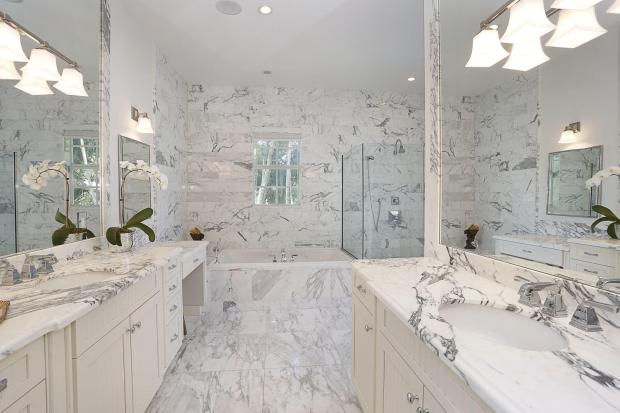 4920 SW 77th st Miami FL 33143-large-025-24-4920 SW 77th st Josie Wang35-1500x1000-72dpi