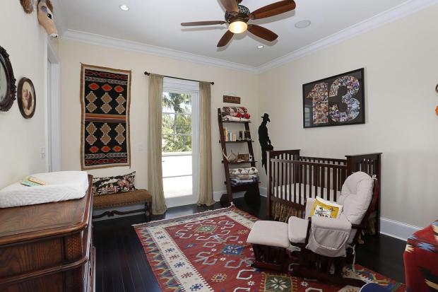 4920 SW 77th st Miami FL 33143-large-031-19-4920 SW 77th st Josie Wang23-1500x1000-72dpi